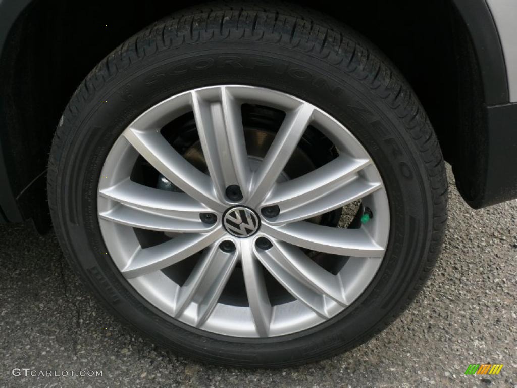 2011 Volkswagen Tiguan SE 4Motion Wheel Photo #47391158