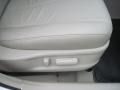 Super White - Camry XLE Photo No. 17
