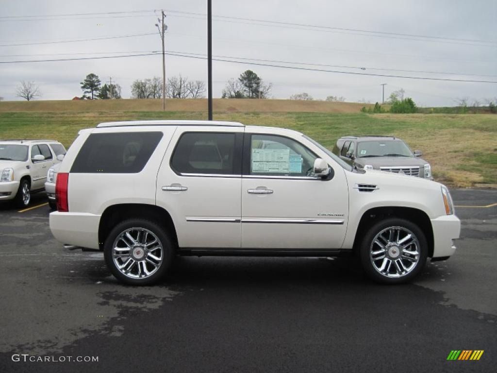 White Diamond Tricoat 2011 Cadillac Escalade Platinum AWD Exterior Photo #47392034