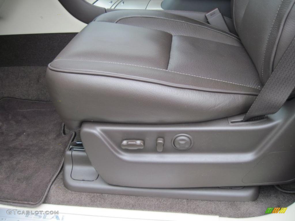 Cocoa/Light Linen Tehama Leather Interior 2011 Cadillac Escalade Platinum AWD Photo #47392121