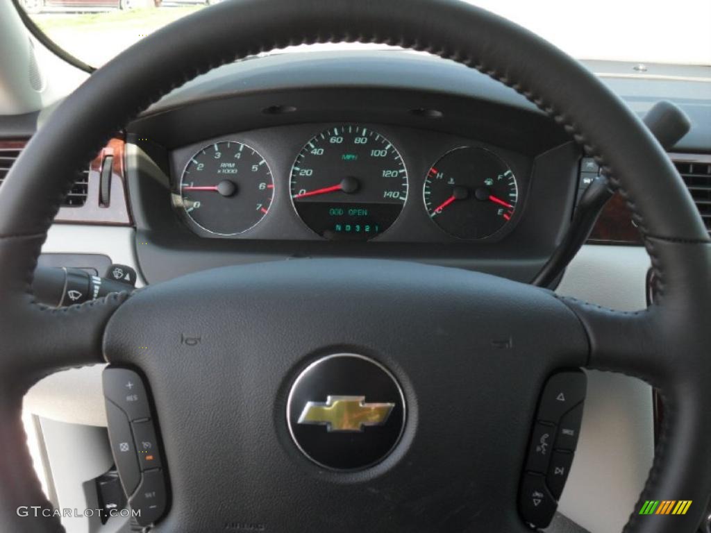 2011 Impala LT - Summit White / Gray photo #10
