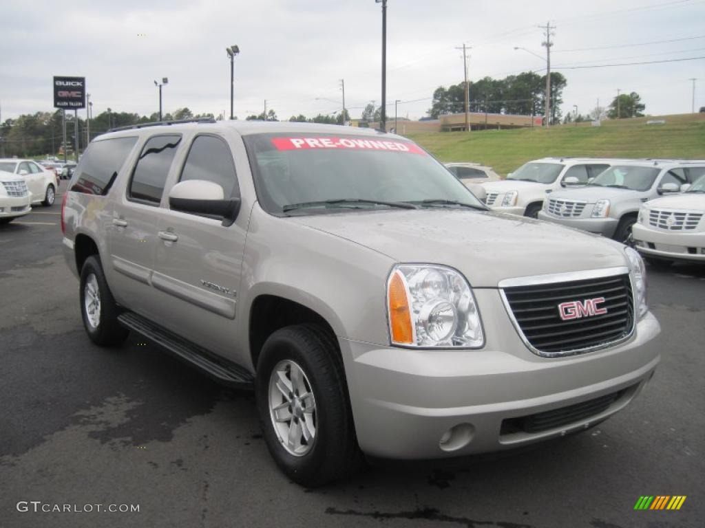 2008 GMC Yukon XL SLT Exterior Photos