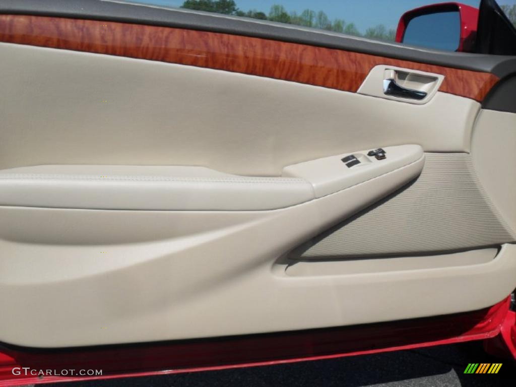 2007 Toyota Solara SLE V6 Convertible Ivory Door Panel Photo #47393219
