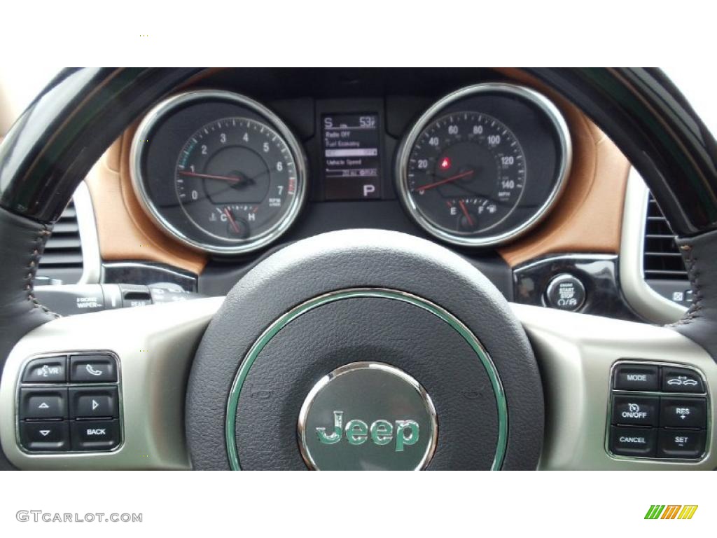 2011 Jeep Grand Cherokee Overland 4x4 Controls Photo #47394593