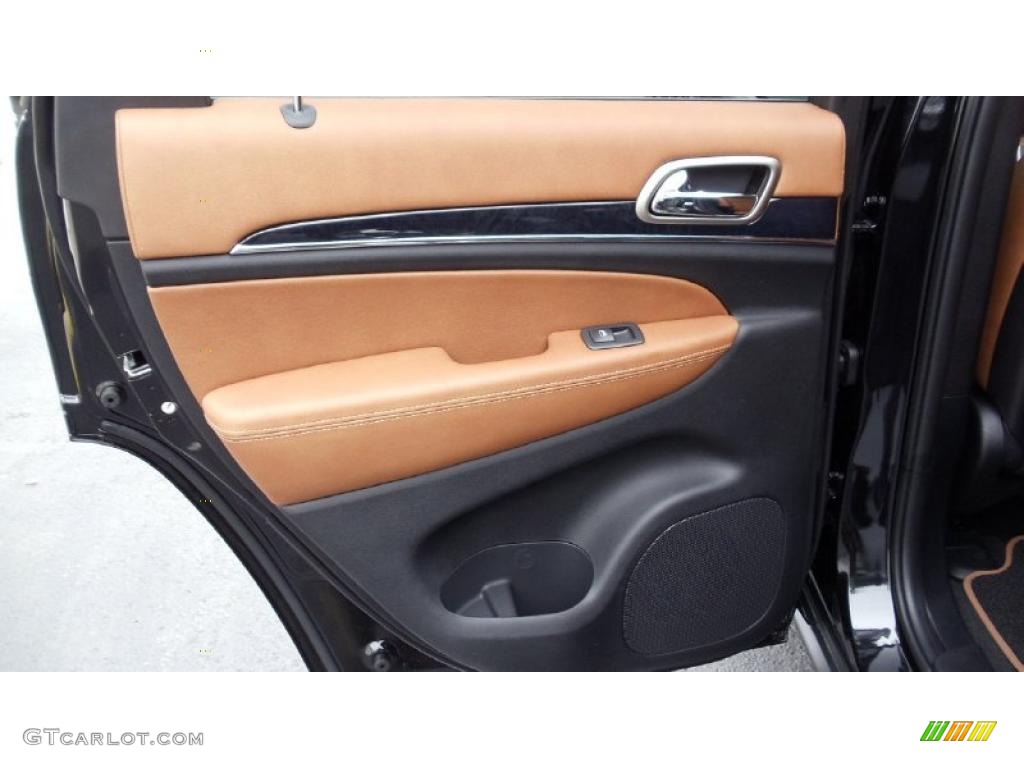 2011 Jeep Grand Cherokee Overland 4x4 New Saddle/Black Door Panel Photo #47394629