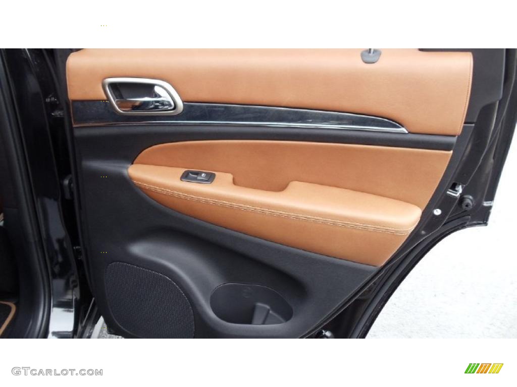 2011 Jeep Grand Cherokee Overland 4x4 New Saddle/Black Door Panel Photo #47394644