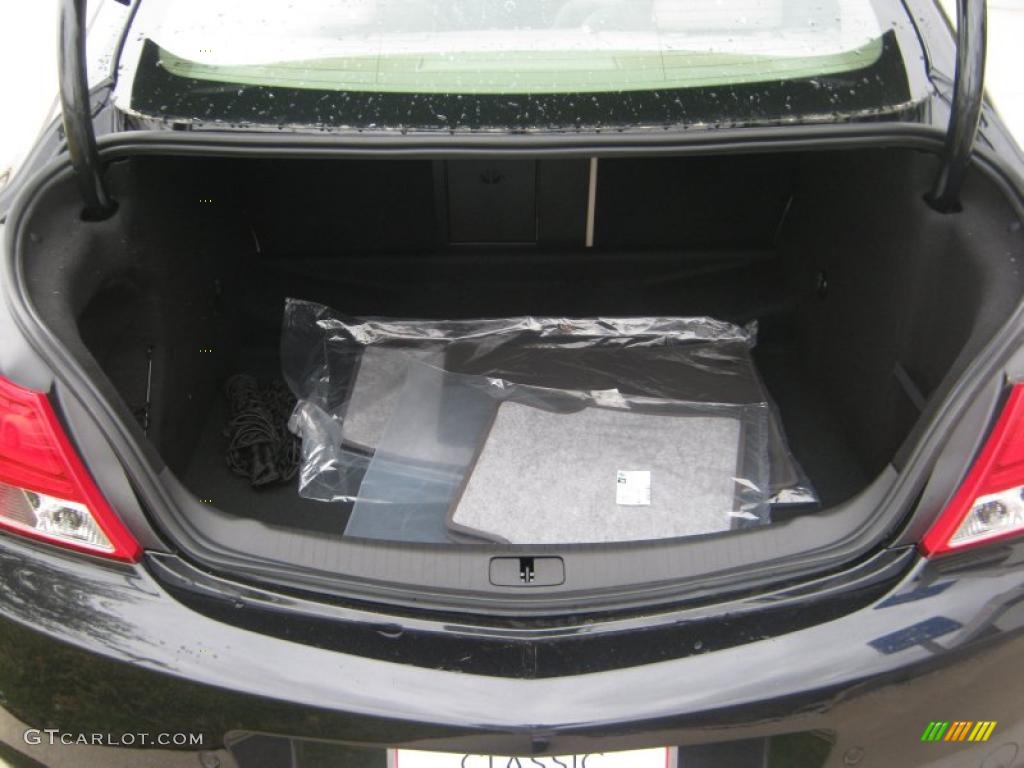 2011 Buick Regal CXL Turbo Trunk Photo #47394944