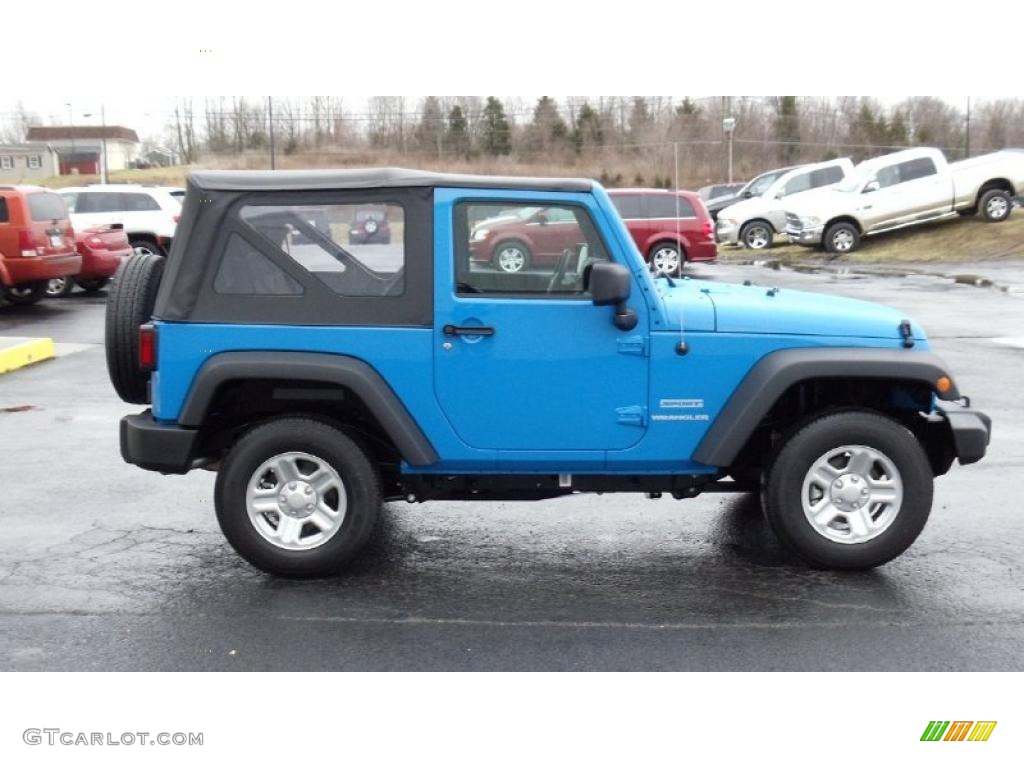 2011 Wrangler Sport 4x4 - Cosmos Blue / Black photo #7