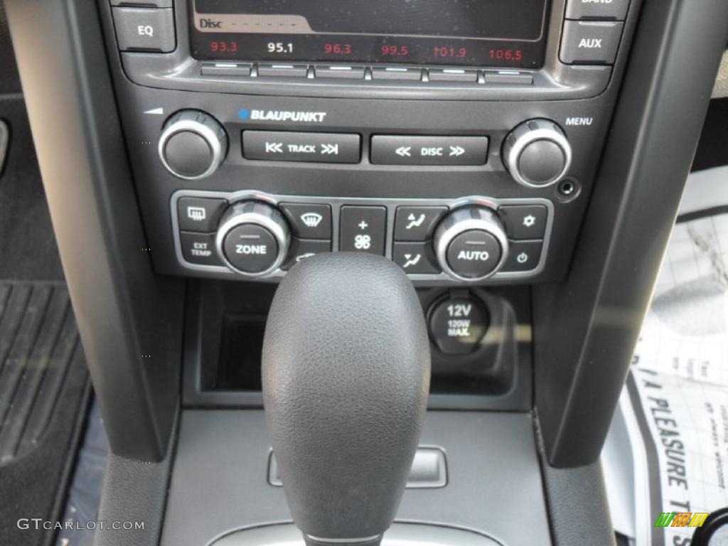 2009 Pontiac G8 Sedan Controls Photo #47395406