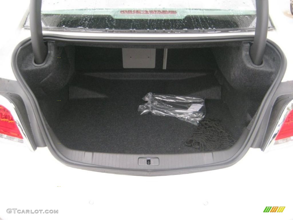 2011 Buick LaCrosse CXL Trunk Photo #47395625