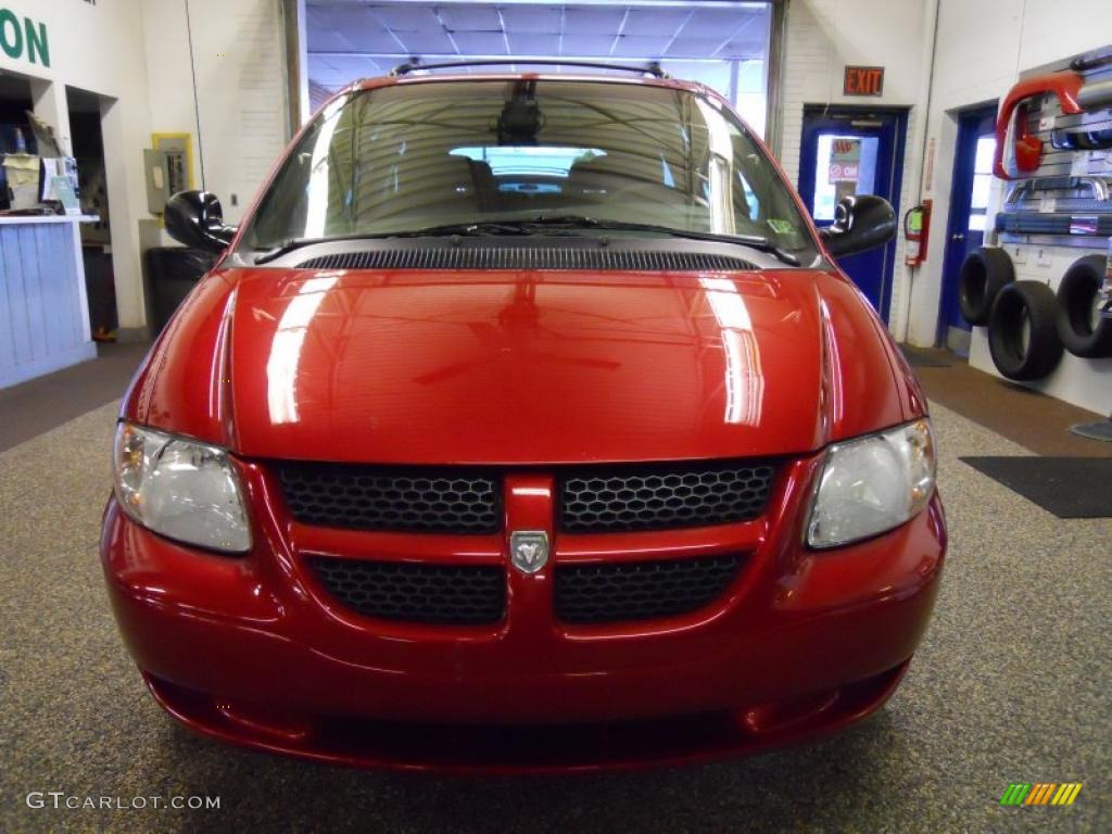 2001 Grand Caravan EX - Inferno Red Pearlcoat / Taupe photo #1