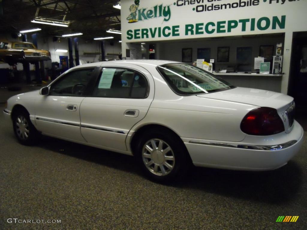 2001 Continental  - Vibrant White / Light Graphite photo #3