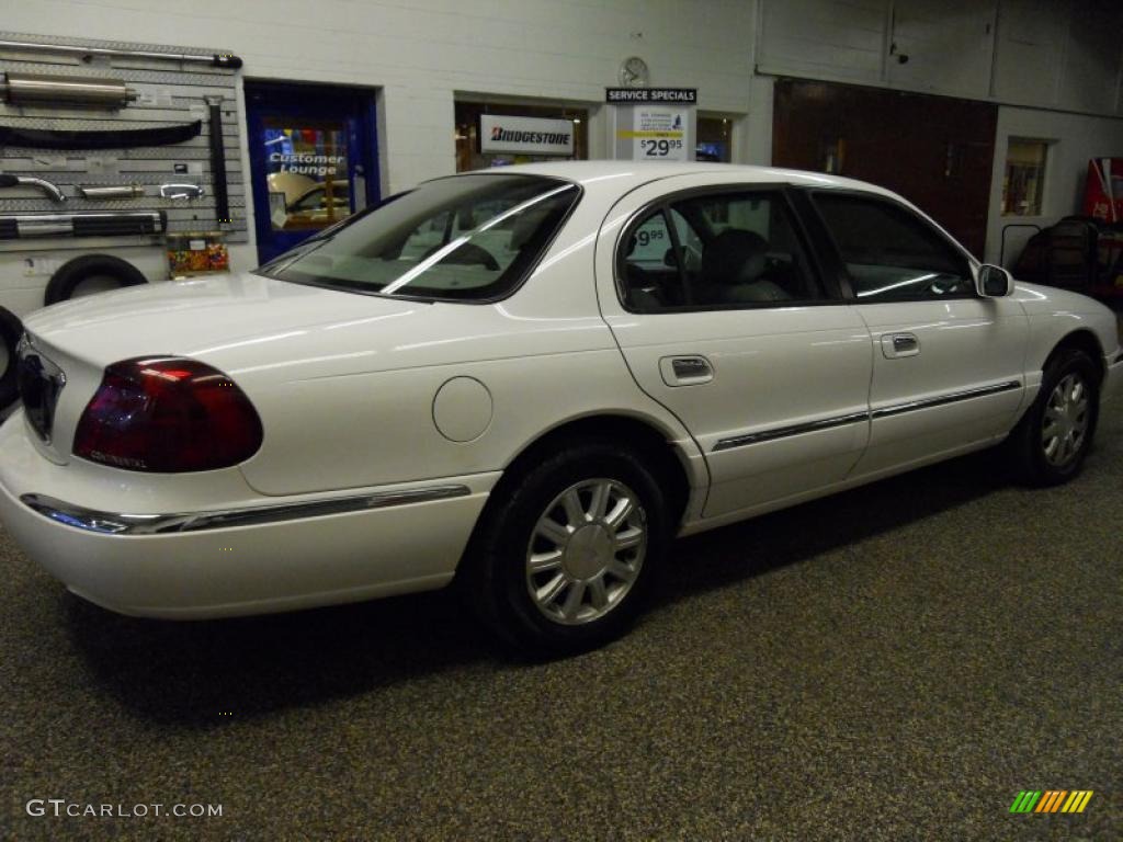 2001 Continental  - Vibrant White / Light Graphite photo #5