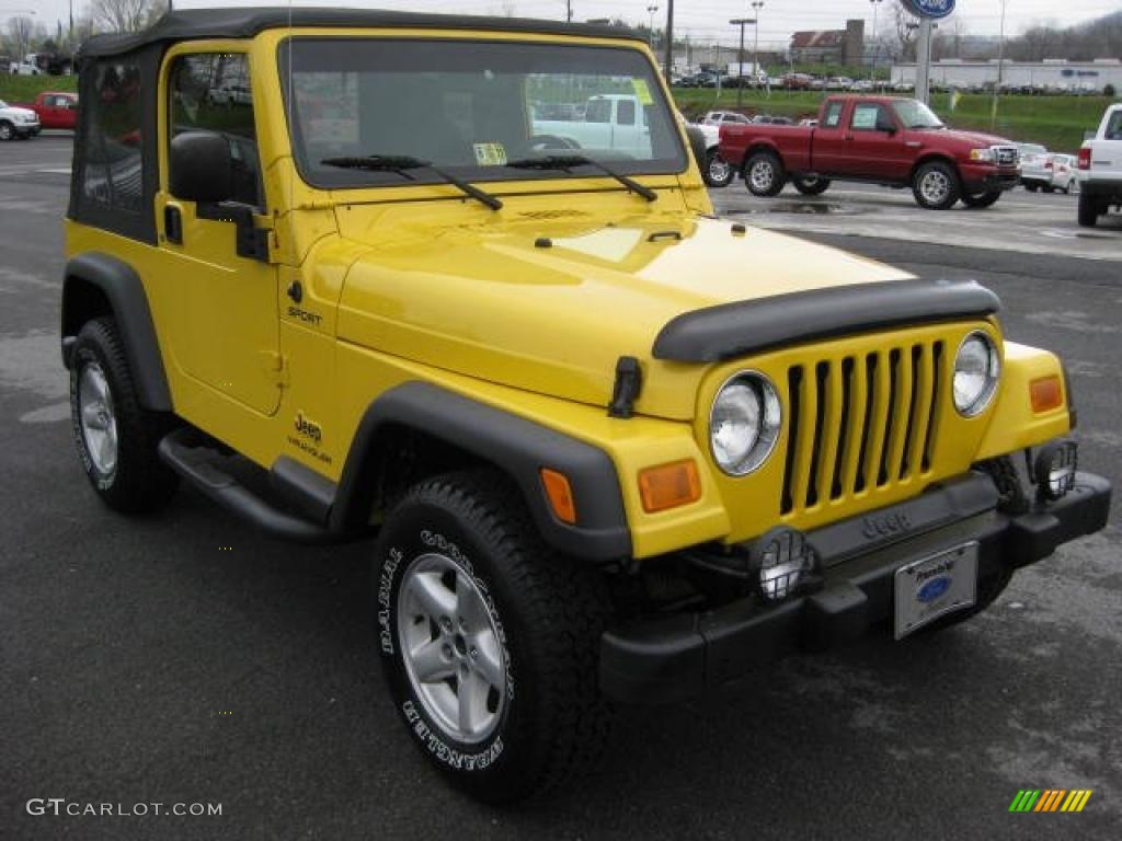 2004 Wrangler Sport 4x4 - Solar Yellow / Dark Slate Gray photo #4