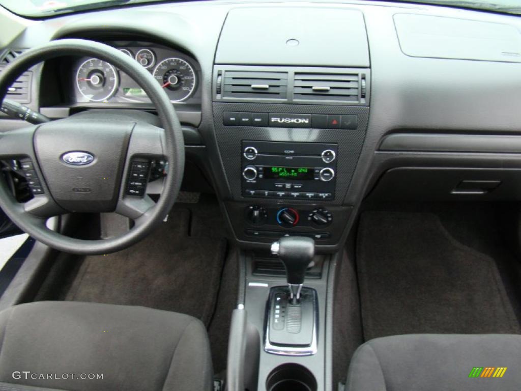 2008 Fusion SE - Dark Blue Ink Metallic / Charcoal Black photo #16