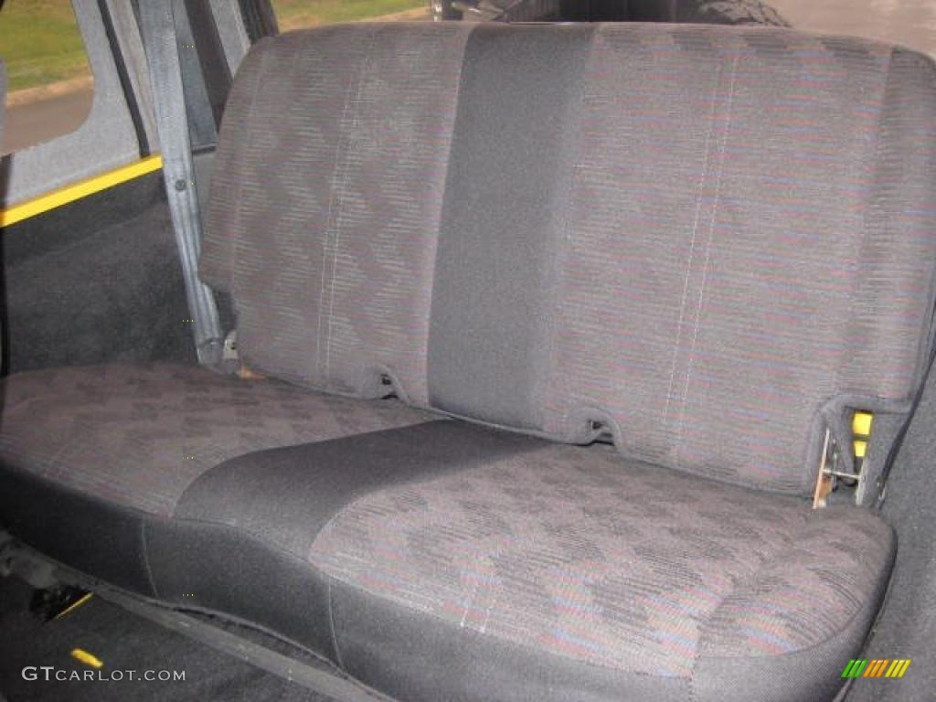 2004 Wrangler Sport 4x4 - Solar Yellow / Dark Slate Gray photo #19