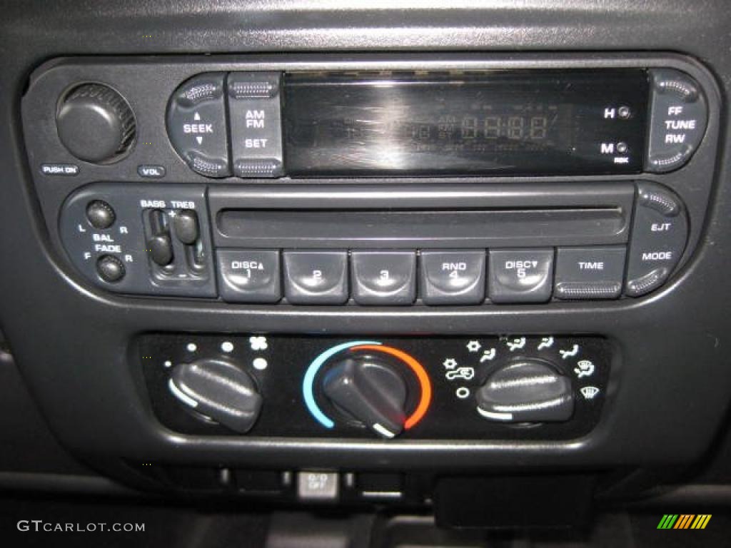 2004 Wrangler Sport 4x4 - Solar Yellow / Dark Slate Gray photo #25