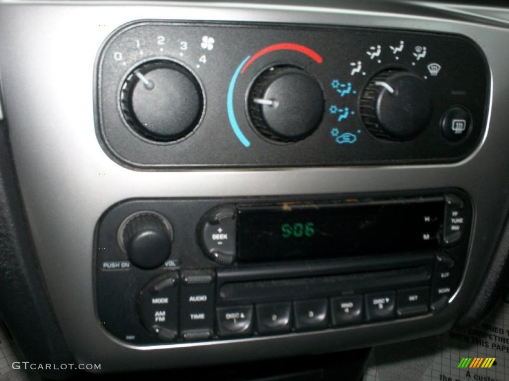 2005 Chrysler Sebring Touring Sedan Controls Photo #47403767