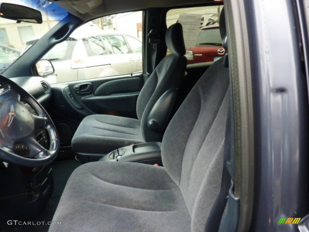 Navy Blue Interior 2002 Chrysler Town & Country LXi AWD Photo #47405708
