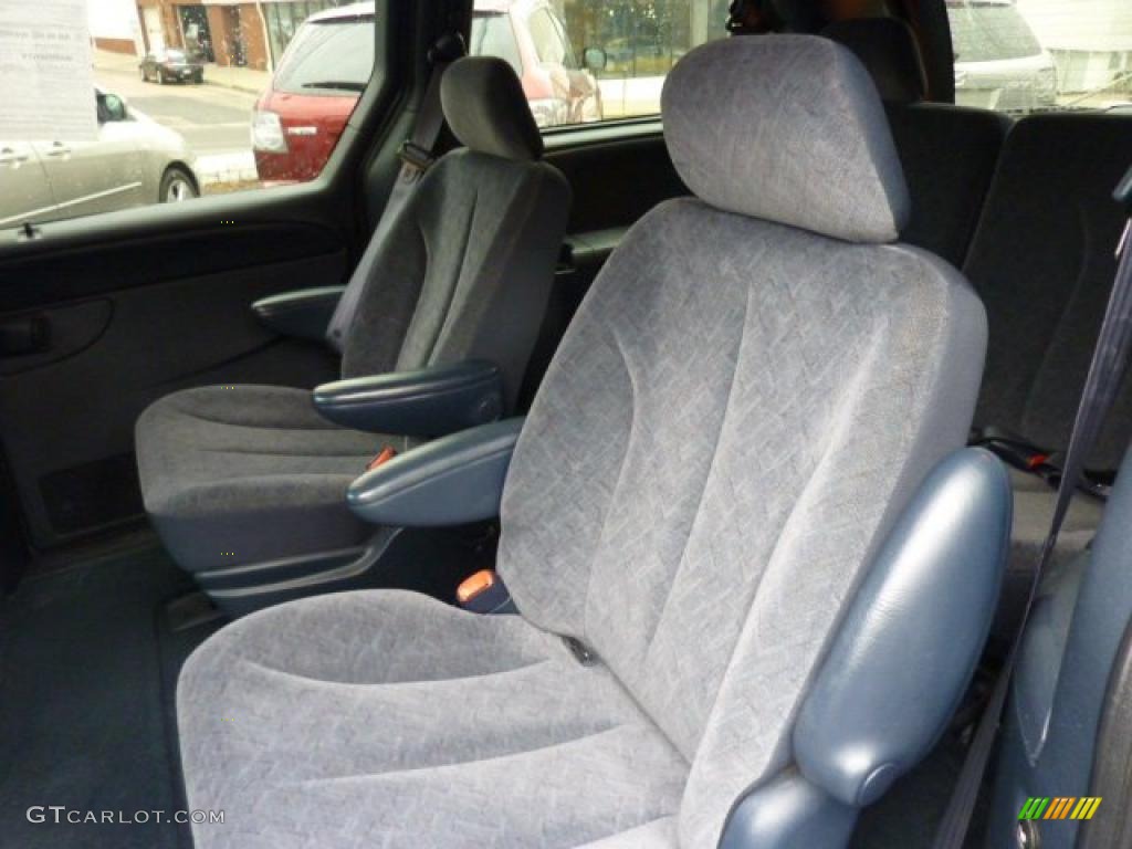 Navy Blue Interior 2002 Chrysler Town & Country LXi AWD Photo #47405720