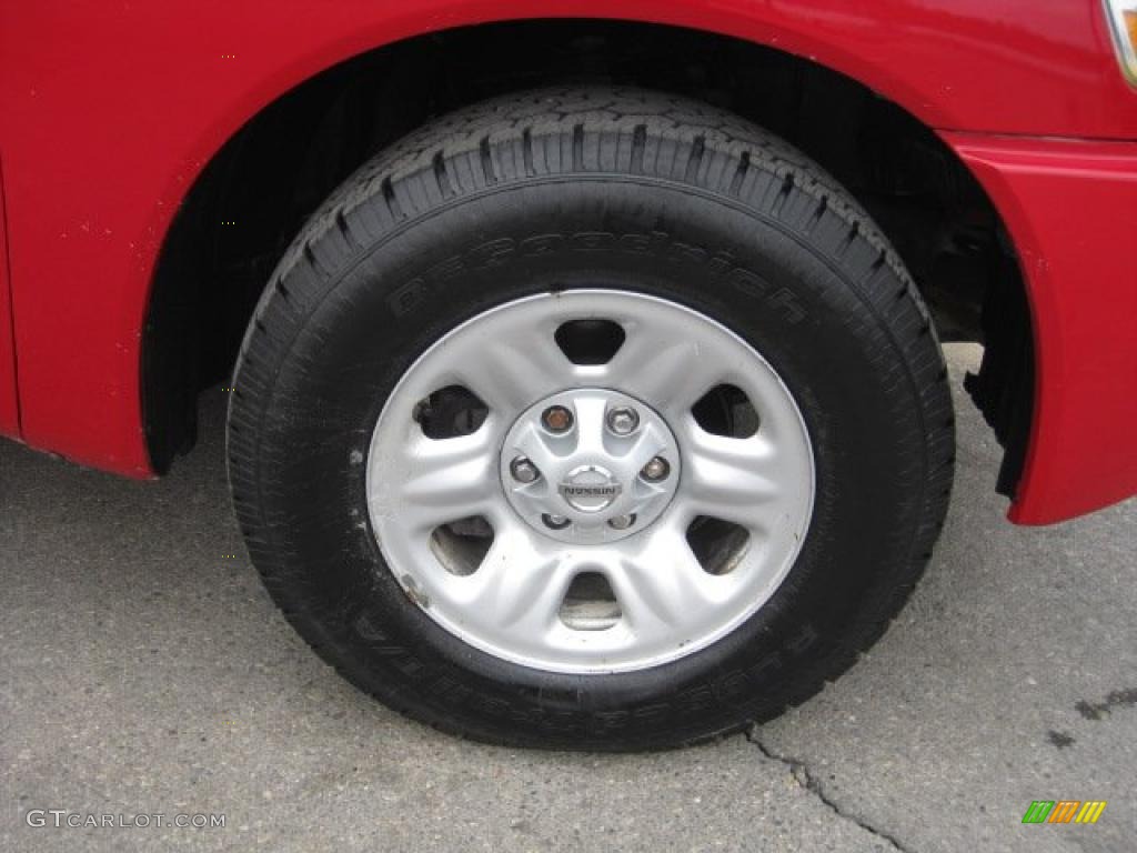 2005 Titan XE King Cab - Red Alert / Graphite/Titanium photo #11