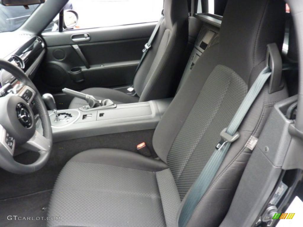 Black Interior 2007 Mazda MX-5 Miata Touring Roadster Photo #47406587