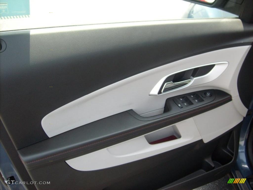 2011 Equinox LT - Twilight Blue Metallic / Light Titanium/Jet Black photo #5
