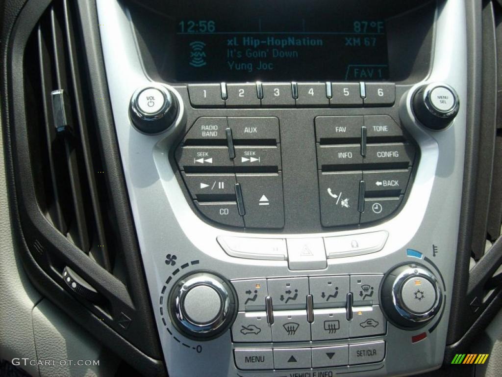 2011 Equinox LT - Twilight Blue Metallic / Light Titanium/Jet Black photo #9