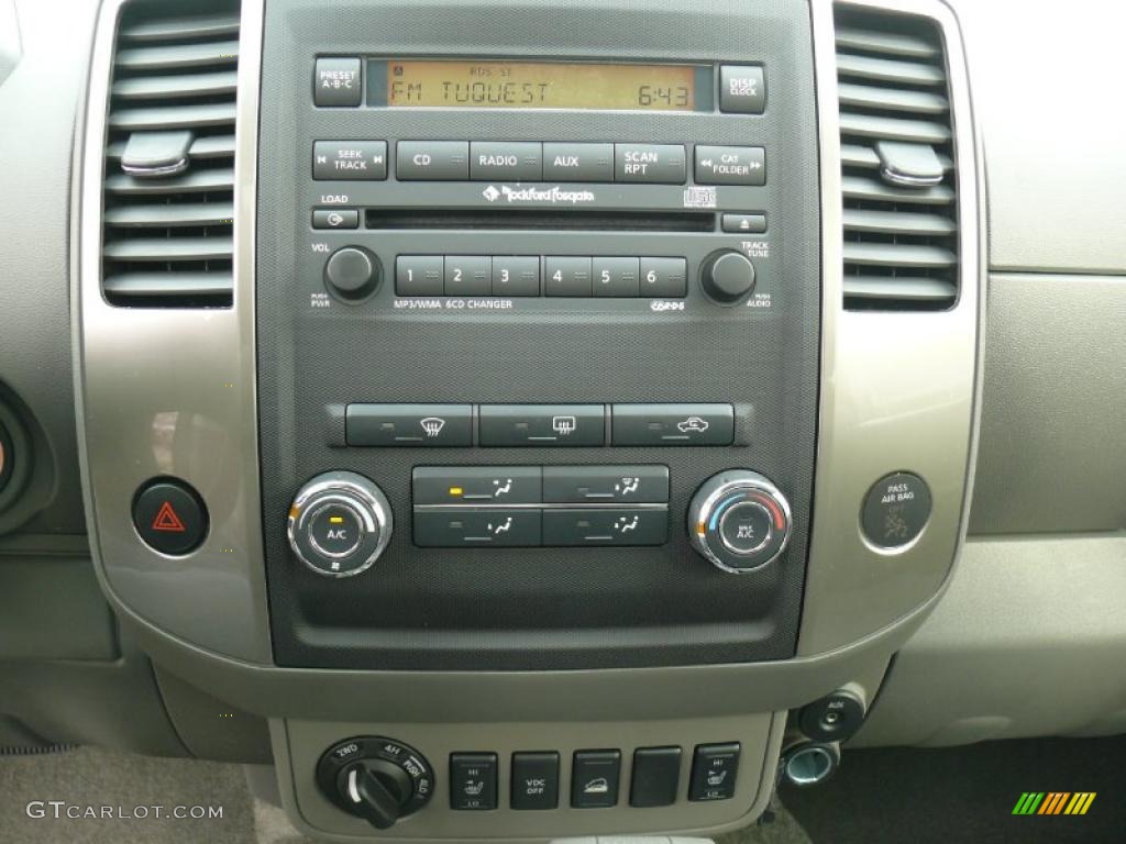 2011 Nissan Frontier SL Crew Cab 4x4 Controls Photo #47413054
