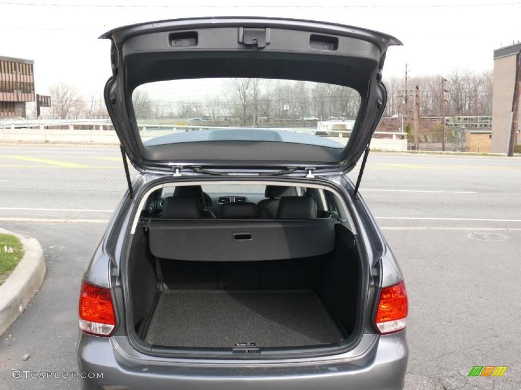 2011 Volkswagen Jetta TDI SportWagen Trunk Photos