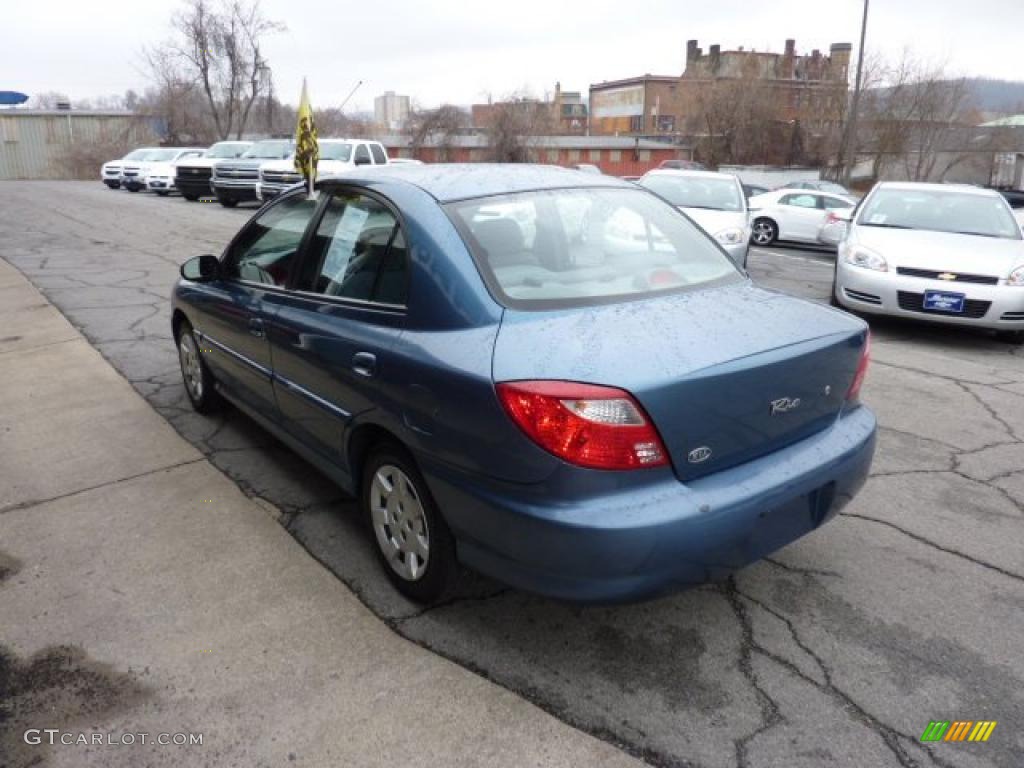 2002 Rio Sedan - Atlantic Blue / Gray photo #8