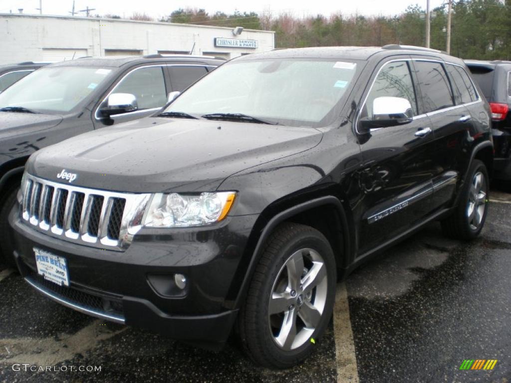2011 Grand Cherokee Overland 4x4 - Brilliant Black Crystal Pearl / Dark Frost Beige/Light Frost Beige photo #1