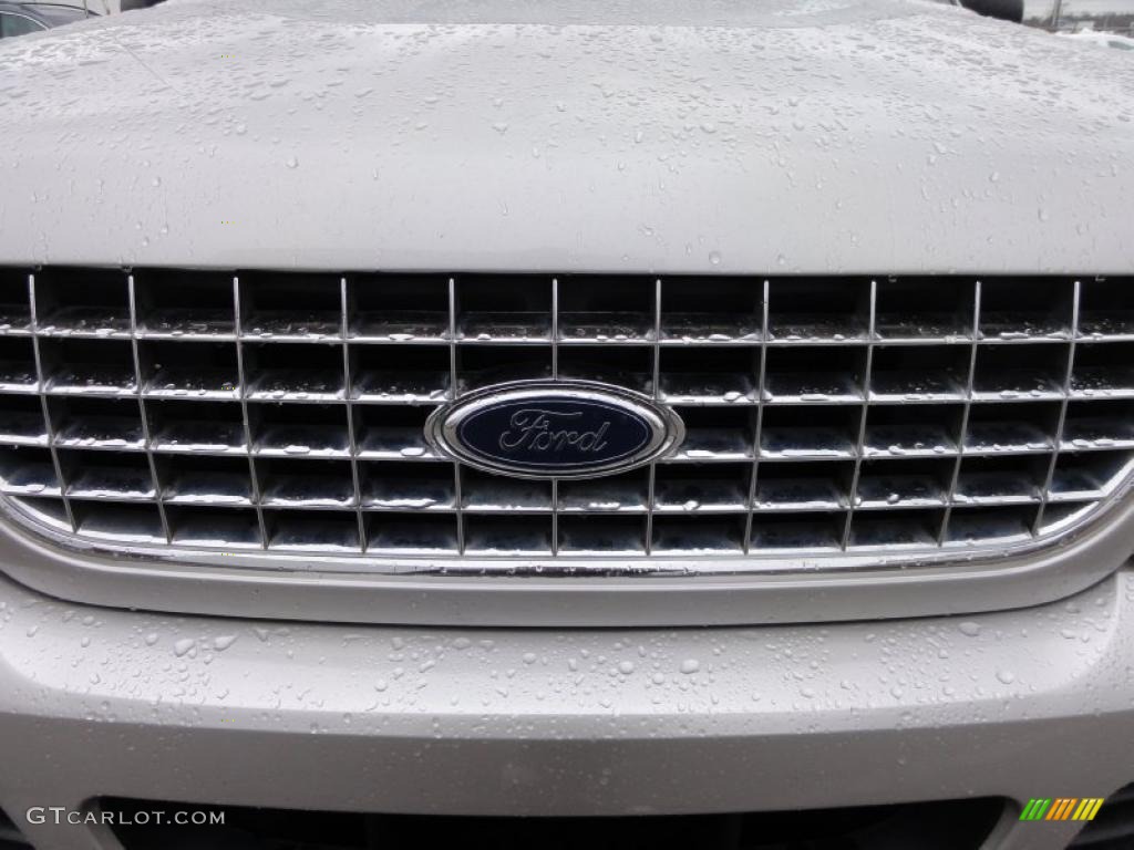 2003 Explorer XLT 4x4 - Silver Birch Metallic / Graphite Grey photo #35