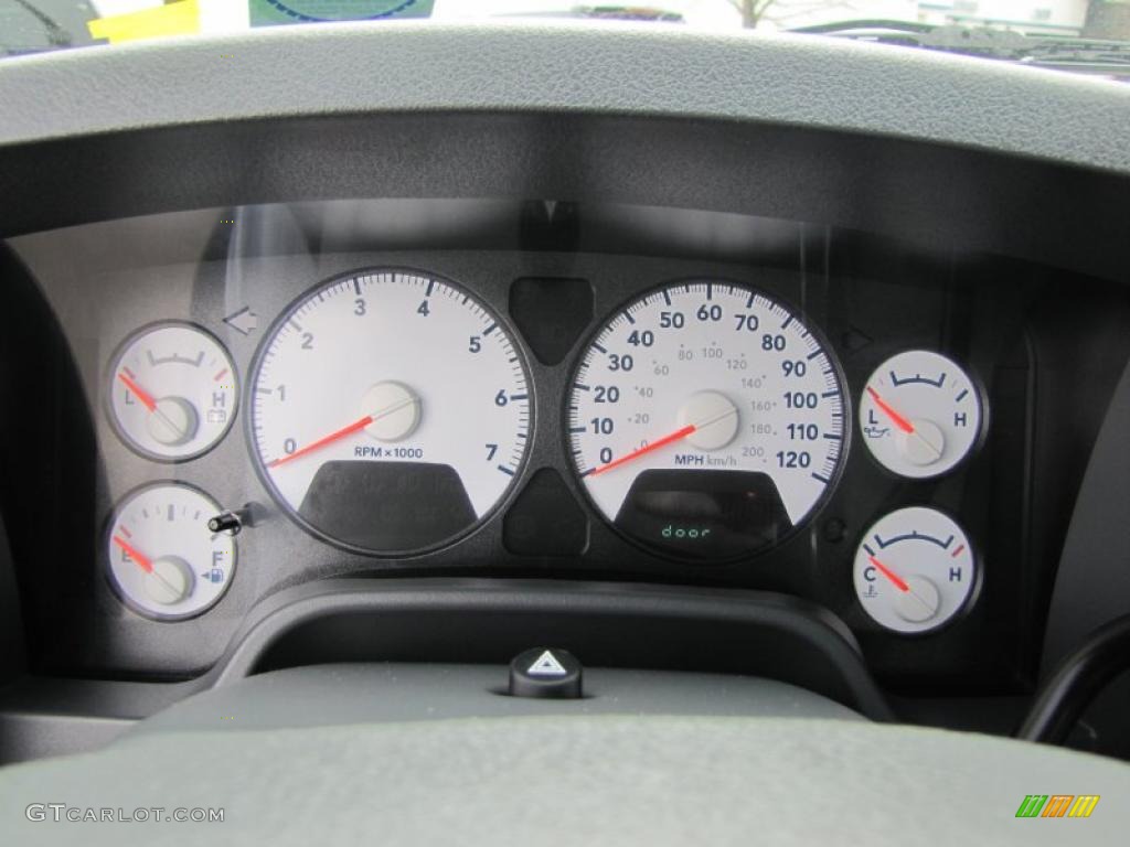 2007 Dodge Ram 1500 SLT Mega Cab 4x4 Gauges Photo #47415005