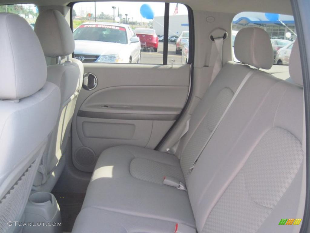 Gray Interior 2009 Chevrolet HHR LT Photo #47416022