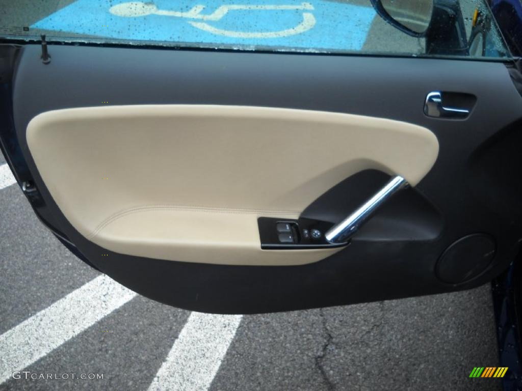 2007 Saturn Sky Roadster Tan Door Panel Photo #47416049