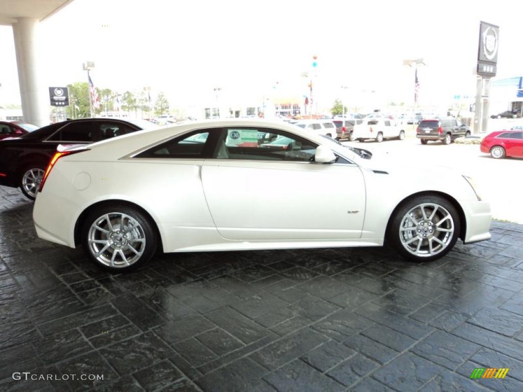 White Diamond Tricoat 2011 Cadillac CTS -V Coupe Exterior Photo #47416445