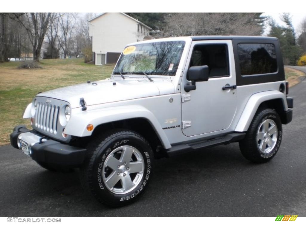 2009 Wrangler Sahara 4x4 - Bright Silver Metallic / Dark Slate Gray/Medium Slate Gray photo #1