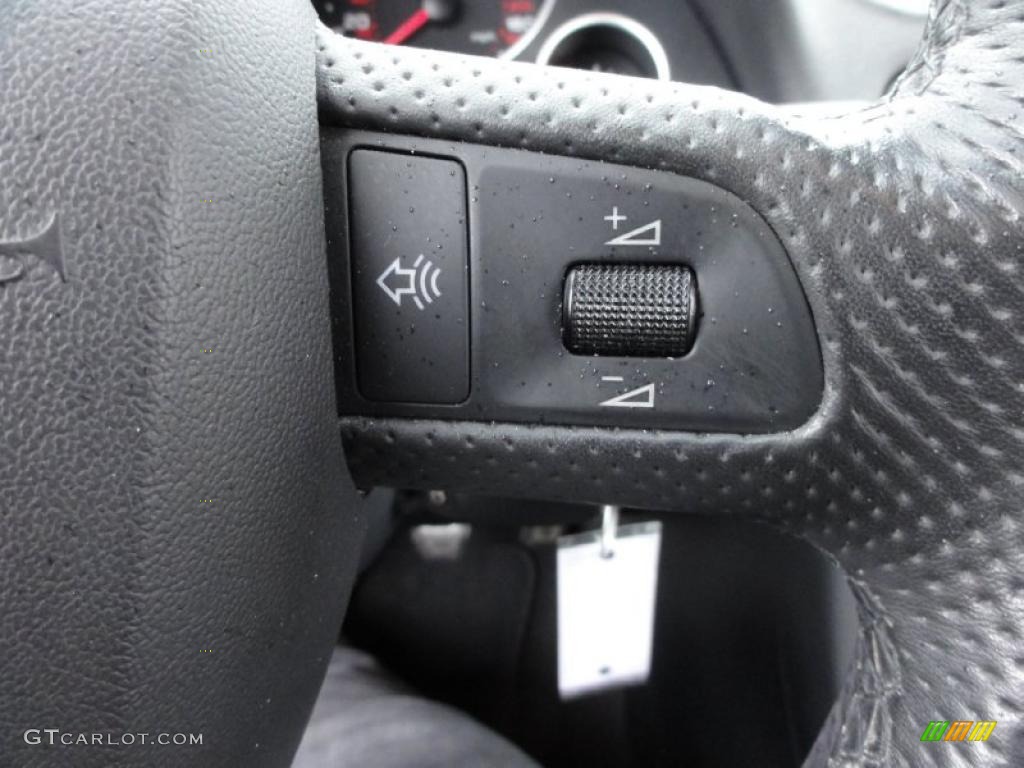 2008 Audi RS4 4.2 quattro Convertible Controls Photo #47418980