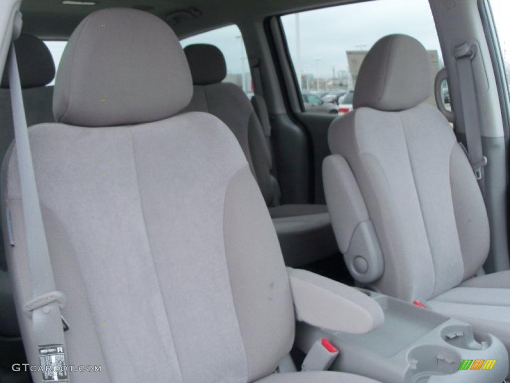 Gray Interior 2011 Kia Sedona LX Photo #47419352