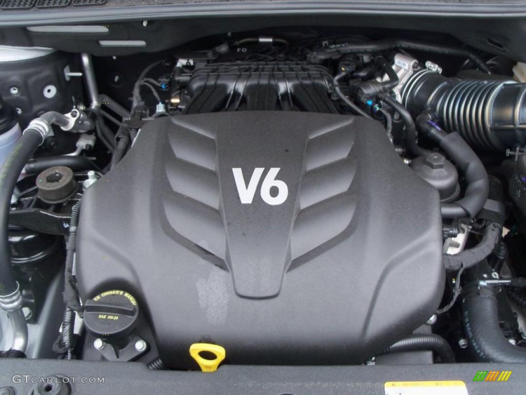 2011 Kia Sedona LX Engine Photos