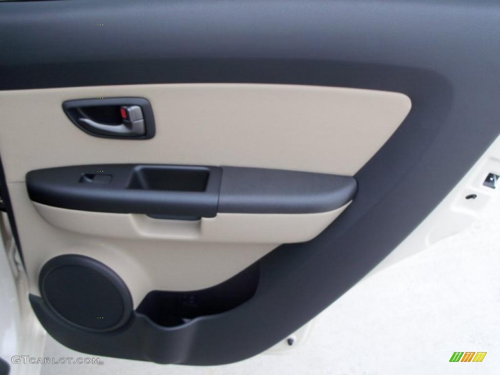 2011 Soul ! - Dune Beige / Sand/Black Premium Leather photo #11