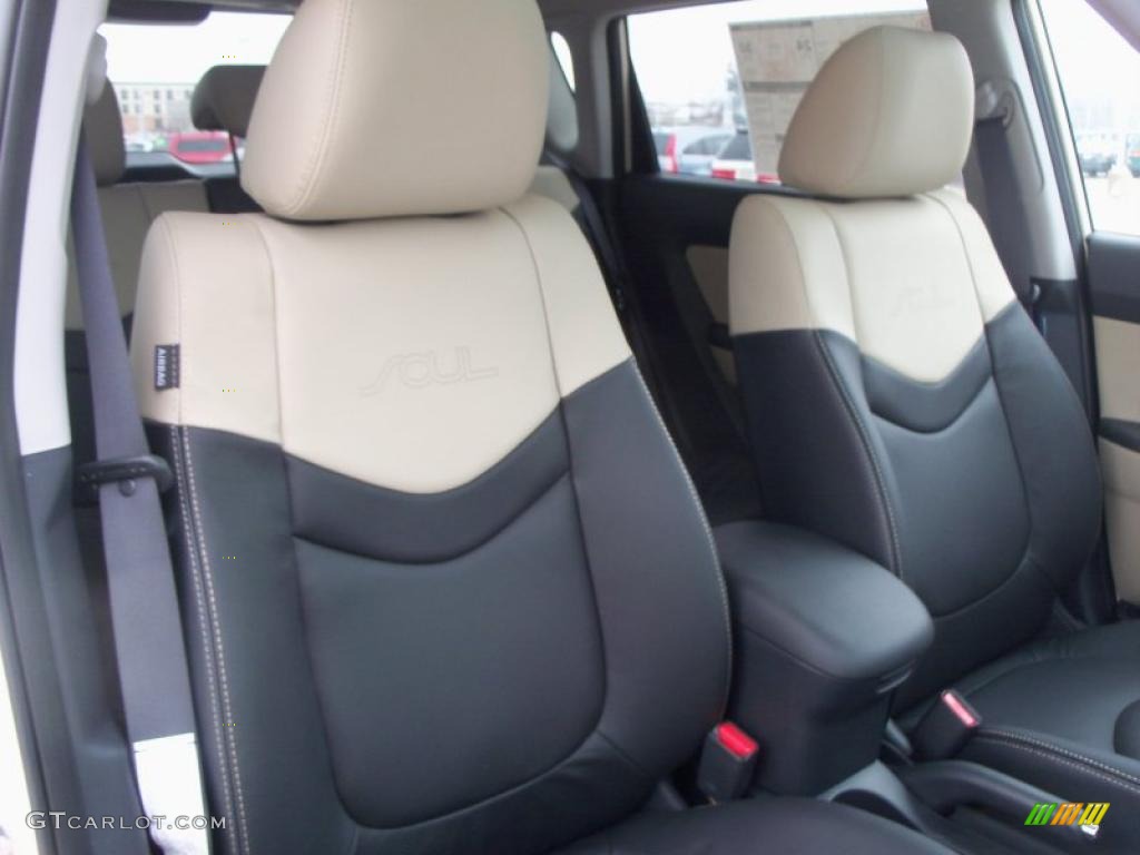 Sand/Black Premium Leather Interior 2011 Kia Soul ! Photo #47419817
