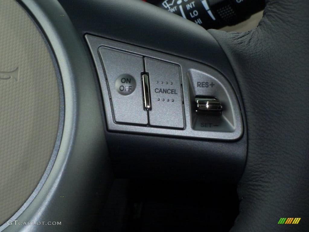 2011 Soul ! - Dune Beige / Sand/Black Premium Leather photo #19