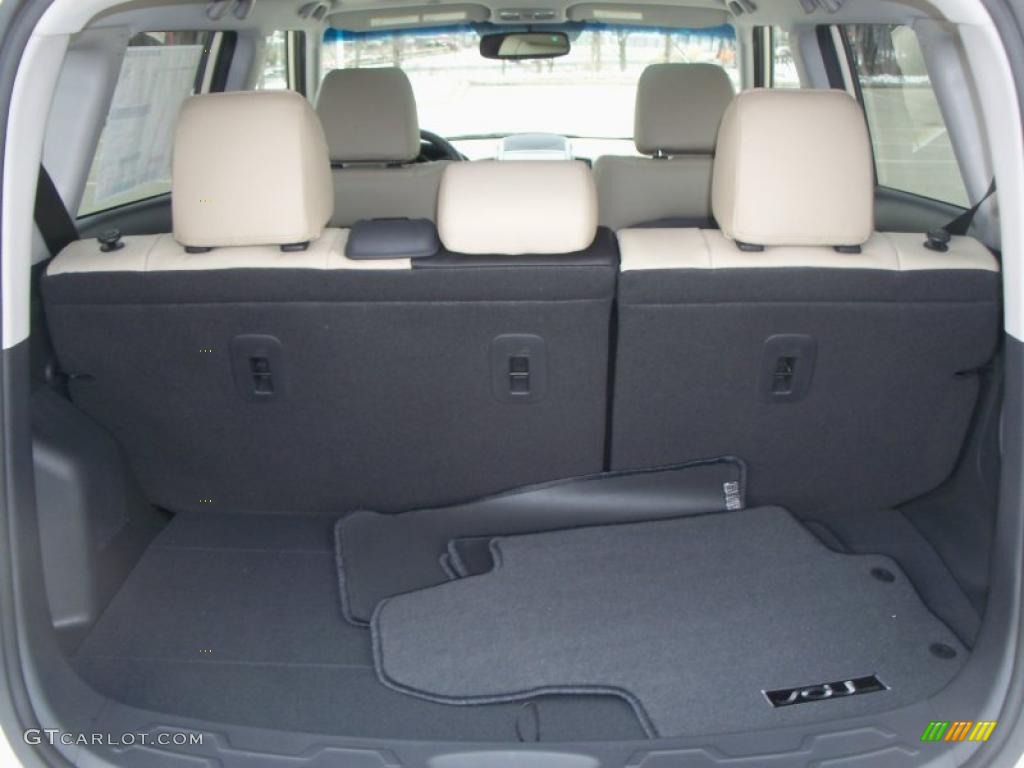2011 Kia Soul ! Trunk Photo #47420024