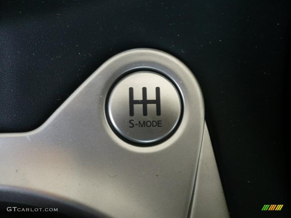 2010 Nissan 370Z 40th Anniversary Edition Coupe Controls Photo #47420132