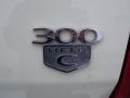 2005 Chrysler 300 C HEMI AWD Marks and Logos
