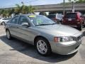 Willow Green Metallic - S60 2.5T Photo No. 7