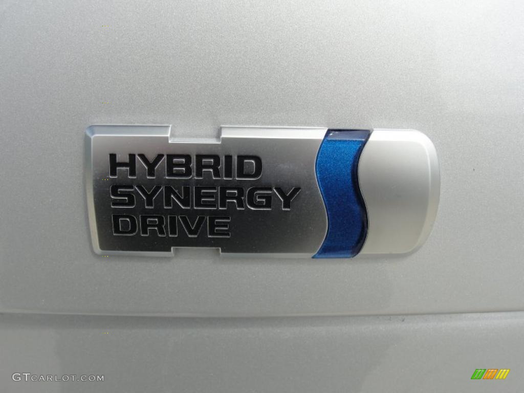 2011 Toyota Prius Hybrid V Marks and Logos Photo #47423397