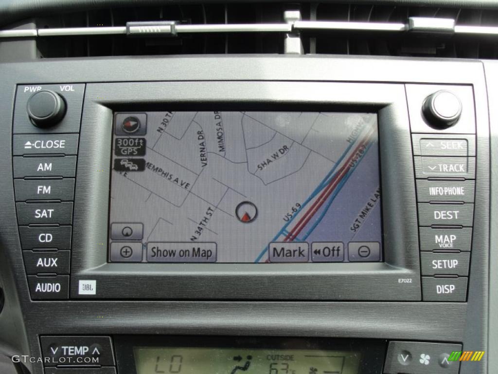 2011 Toyota Prius Hybrid V Navigation Photos